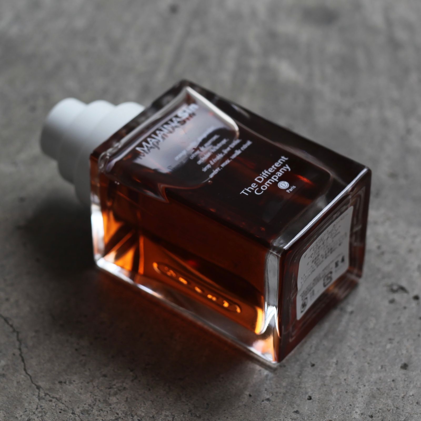 【再販売通知受付可能】Eau De Parfum 100ml(MAJAINASIN)