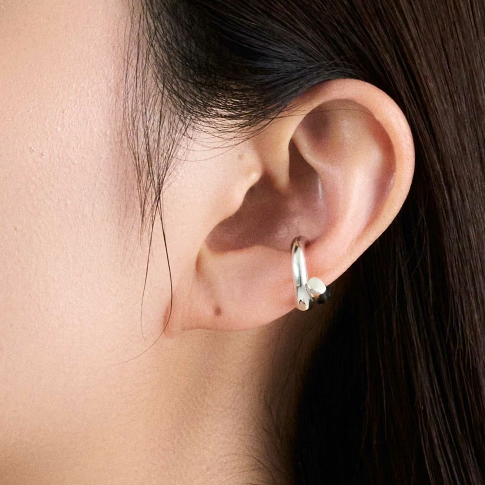 【お取り寄せ注文可能】Intersect Ear Cuff
