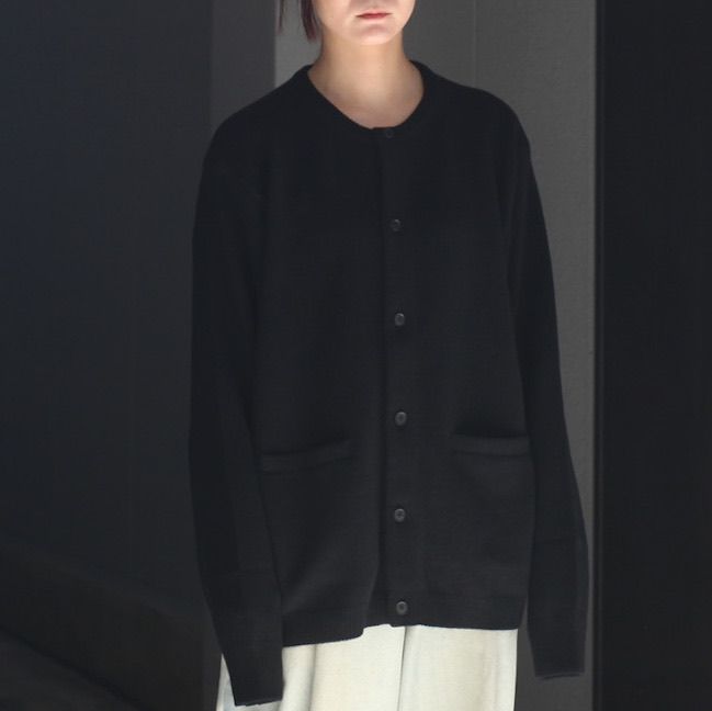 【残りわずか】Extra Fine Wool Knit Crew Neck Cardigan