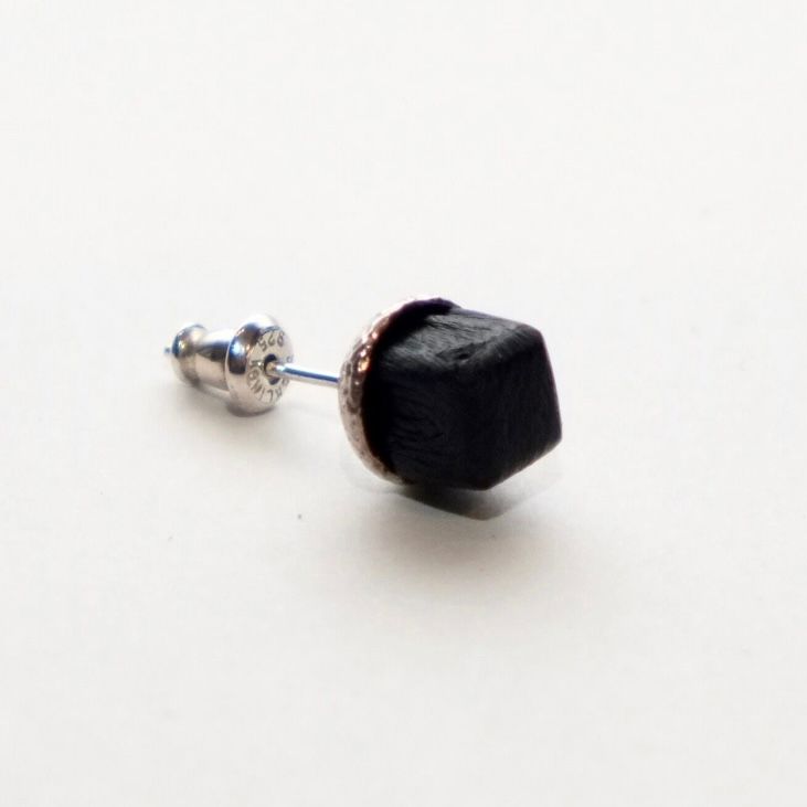 【お取り寄せ注文可能】Square Earring