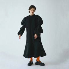 【残り一点】Shirred Balloon Sleeves Dress