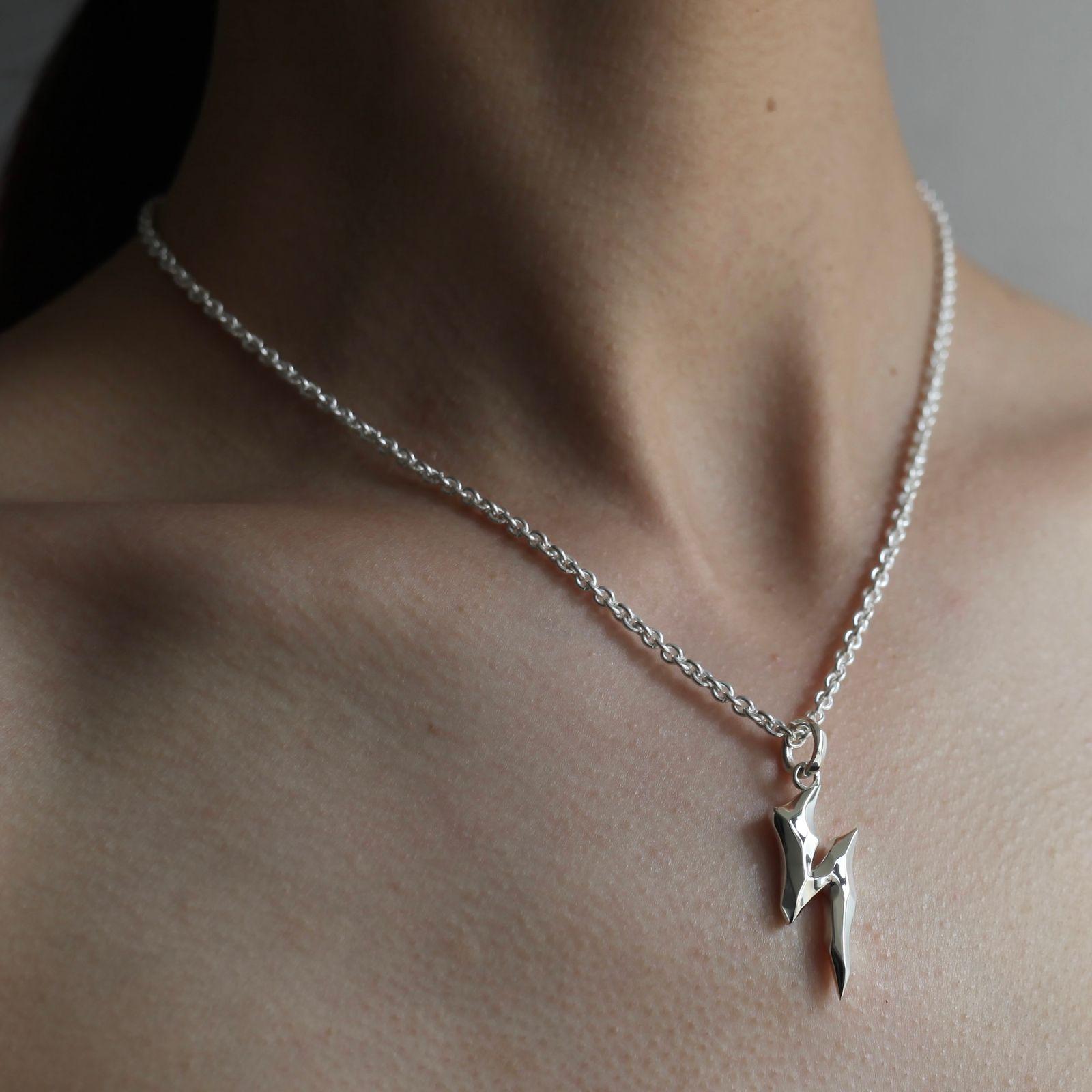 【お取り寄せ注文可能】Lightning Pendant_L
