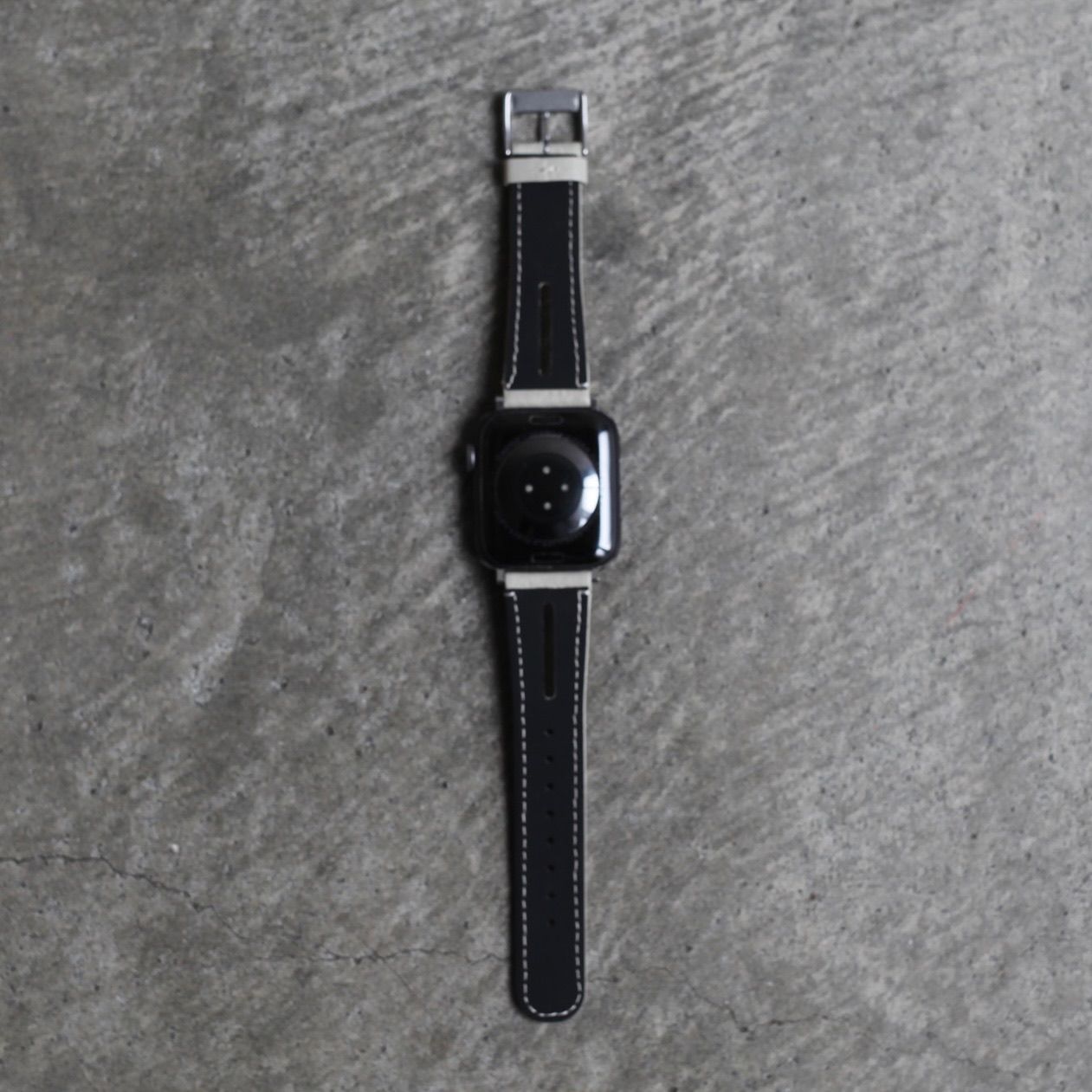 【残り一点】レザーハイブリッドバンド for Apple Watch(WHITE BEIGE)