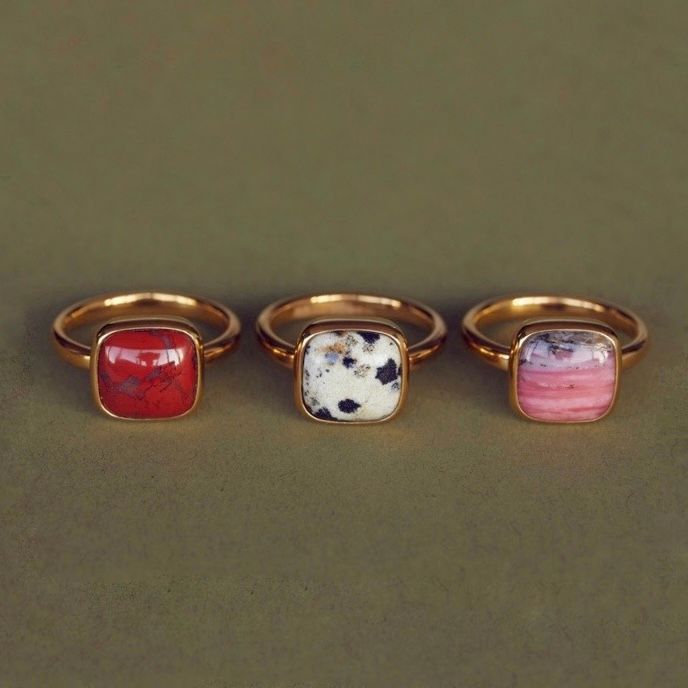 【お取り寄せ注文可能】Square Cabochon Dalmatian Stone Ring