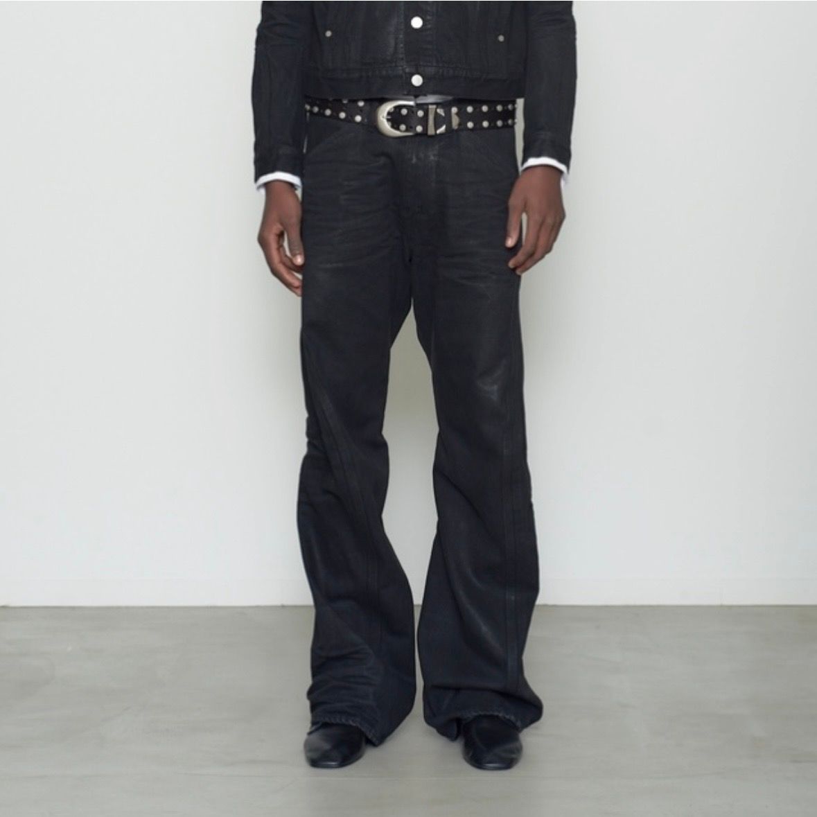 【残りわずか】3D Twisted Jeans