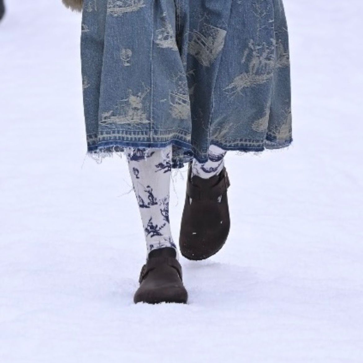 【残り一点】Issue#9 Snowy Socks with Anonymous Ism