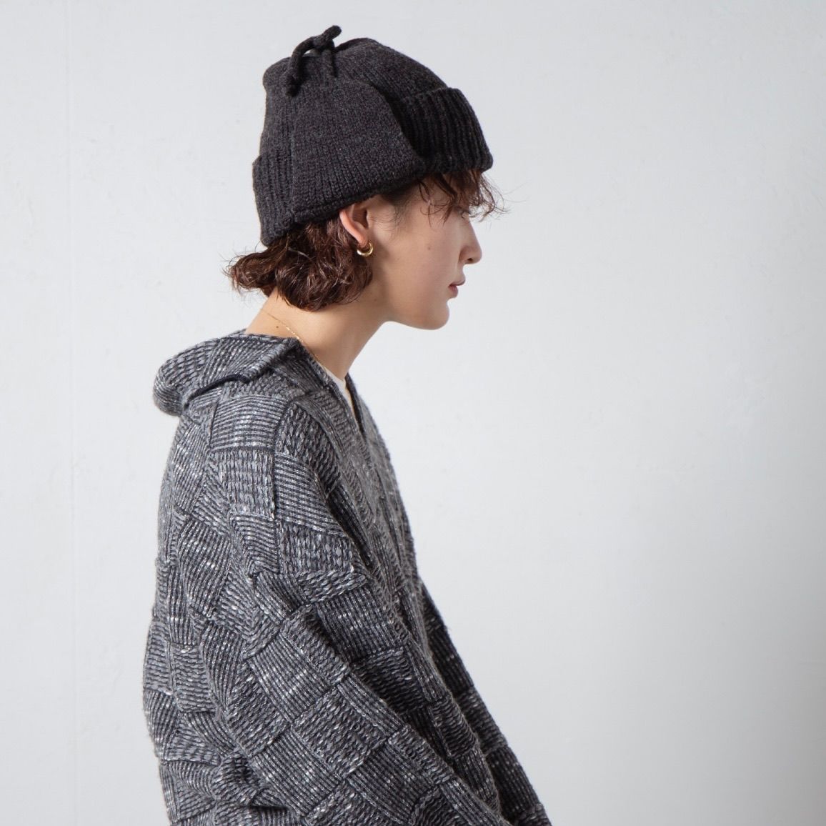 【残りわずか】Ear Knit Watch