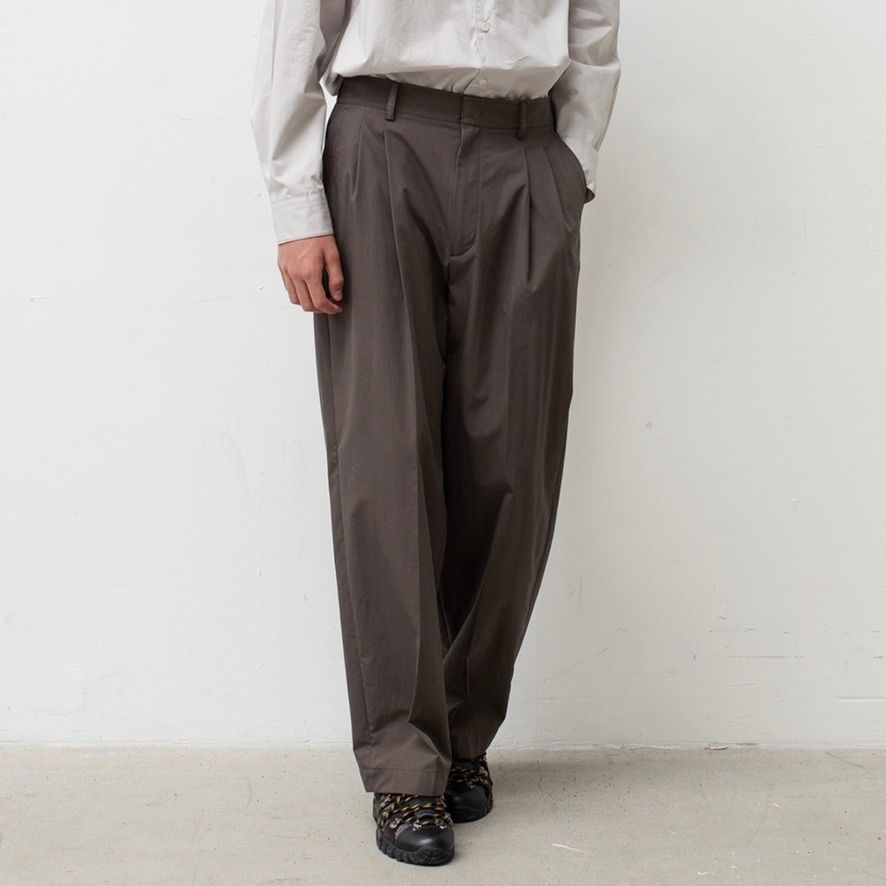 【残り一点】Bonjour 2Tuck Pants