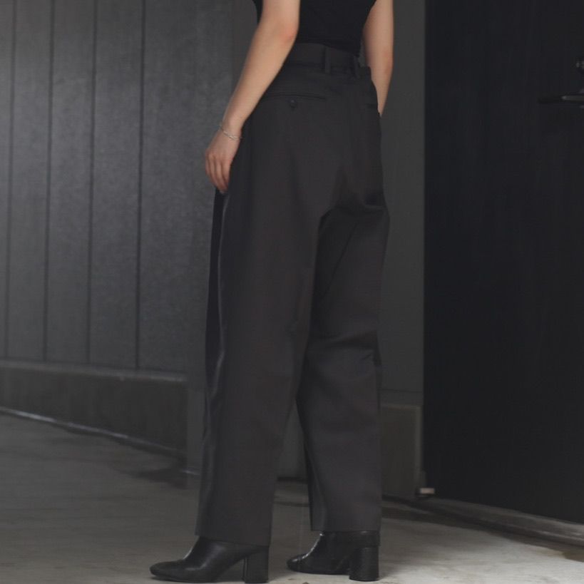 ssstein - 【残りわずか】Belted Wide Straight Trousers(2/72 WOOL GABARDINE) |  ACRMTSM ONLINE STORE