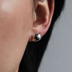【再販売通知受付可能】Small Shell Earrings(SILVER)