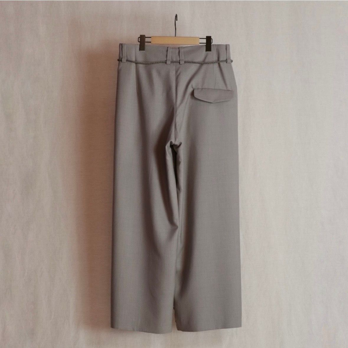 【残り一点】Squeeze Slacks
