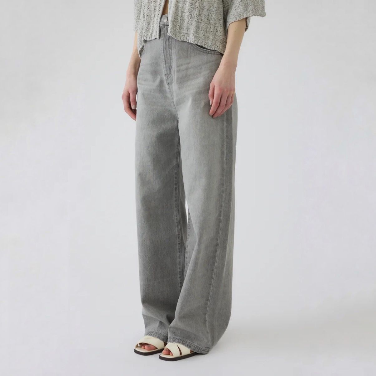【残り一点】Middle Straight Light Denim