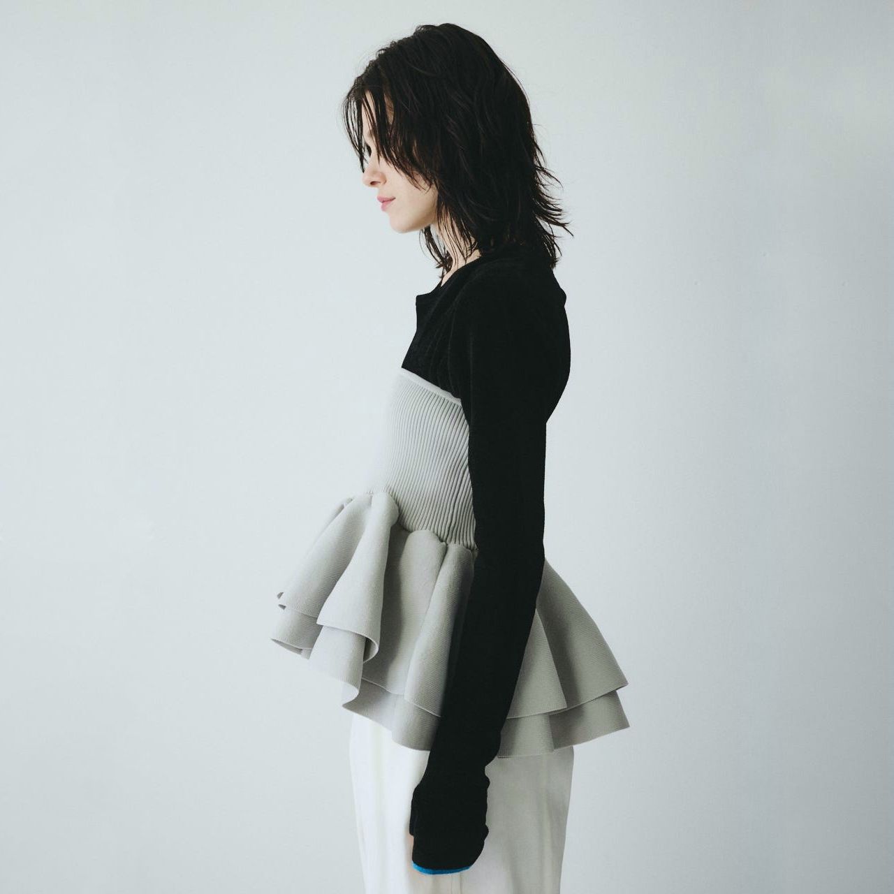 【再販売通知受付可能】Frill Hem Bustier