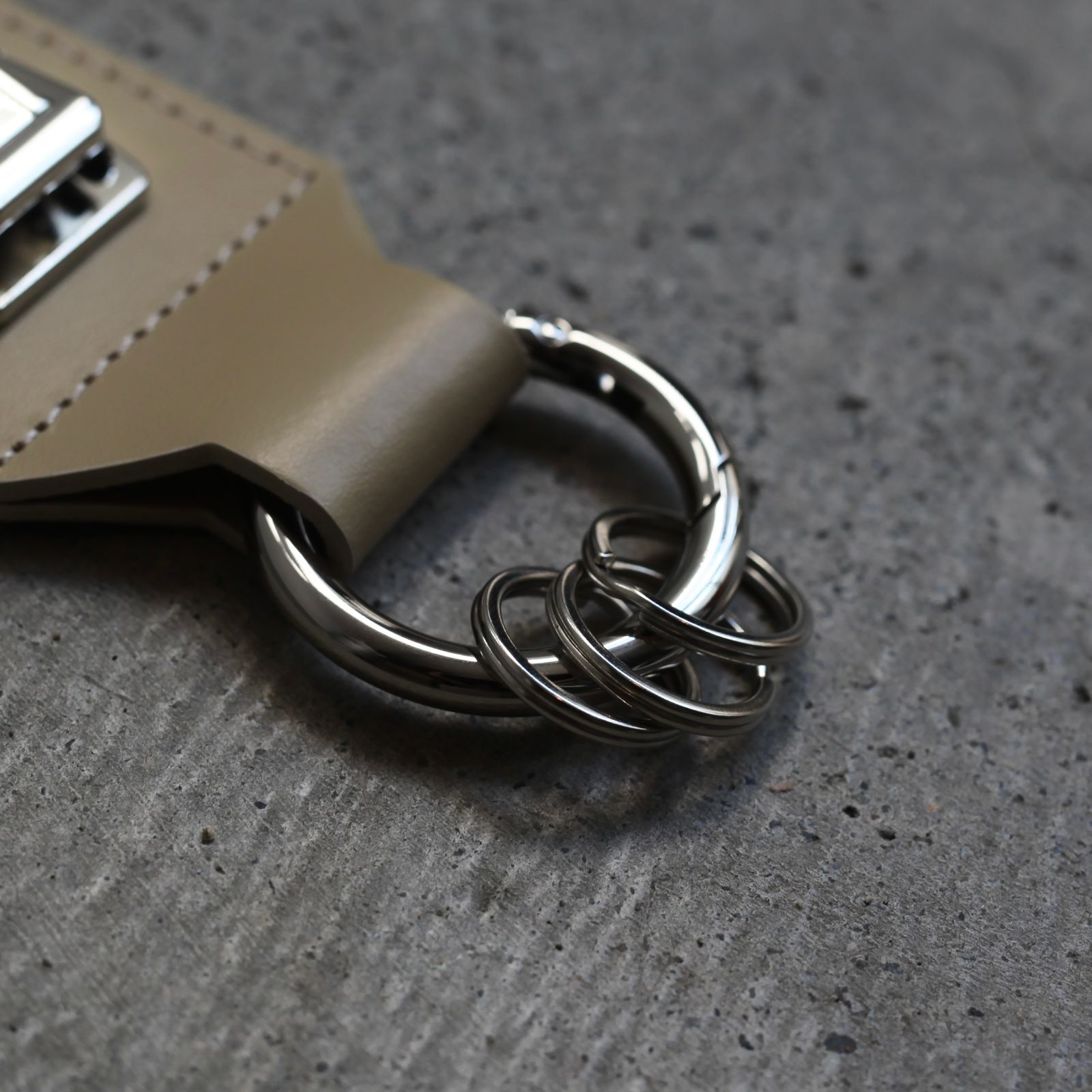 【残りわずか】Slide Lock Key Ring