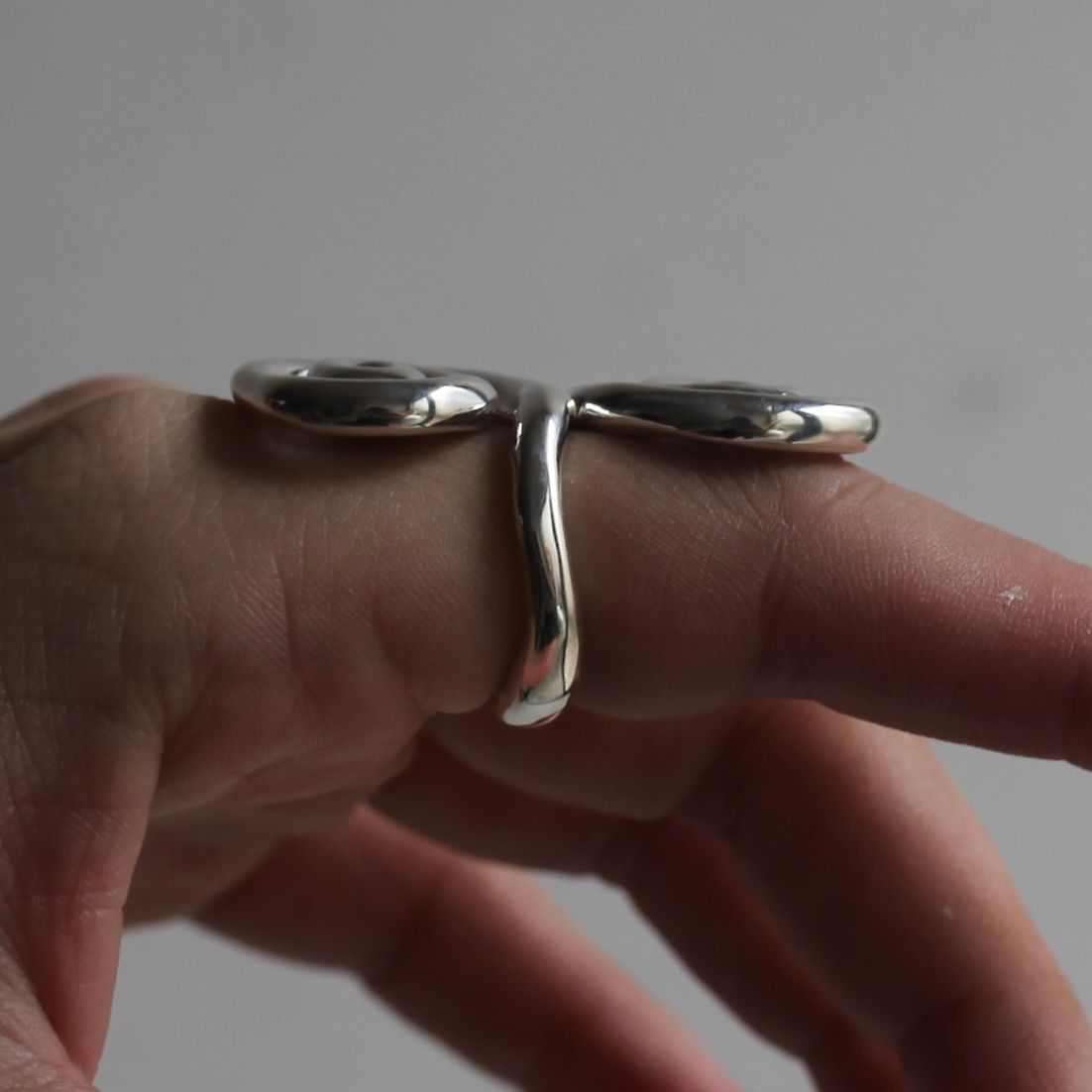 【残り一点】Asym Spiral Ring