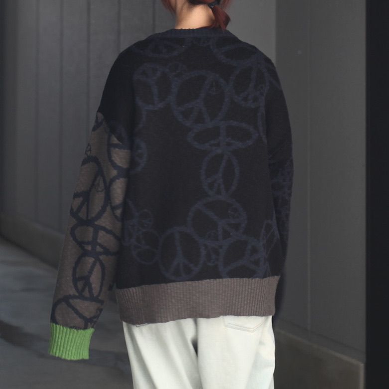 【残り一点】 Peace Crewneck Knit