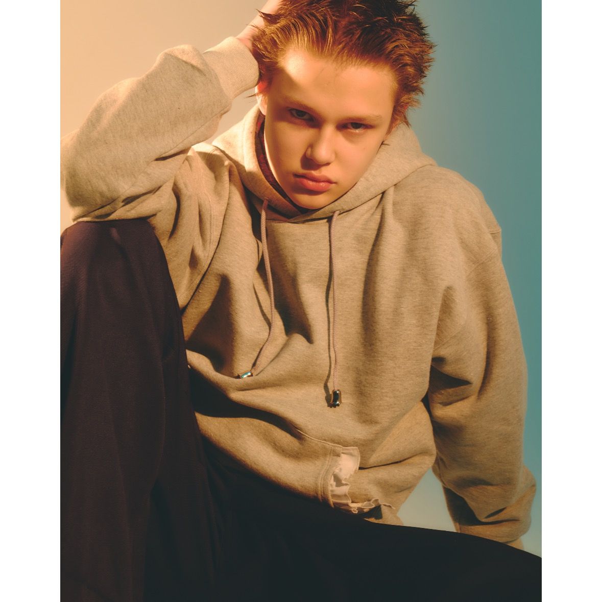 【残り一点】Frill Pocket Hoodie