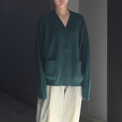 【残り一点】Nep V Zip-up Cardigan
