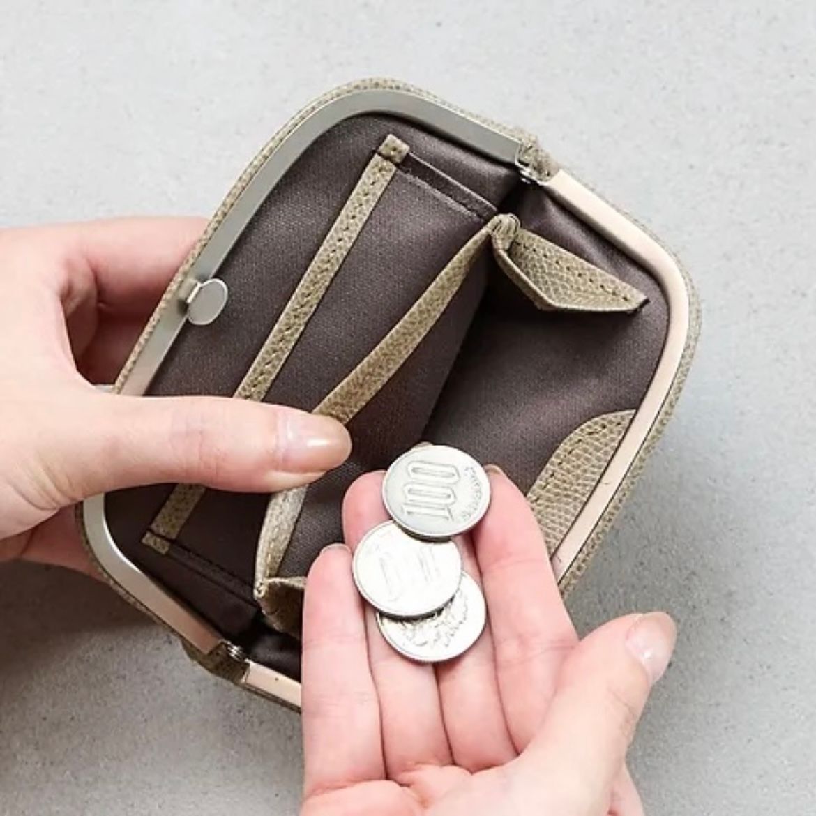 【残り一点】Snap Slim Wallet M(DEG/VAL)