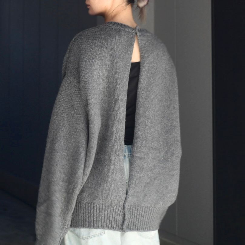 stein - 【残りわずか】Cashmere Back Buttoned Knit Jumper | ACRMTSM