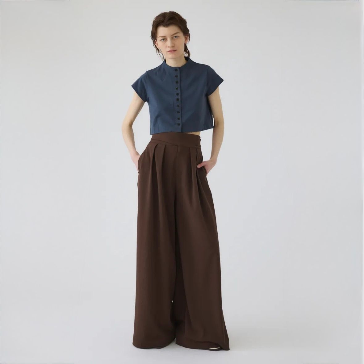 【残り一点】Neck Darts Cut Tops