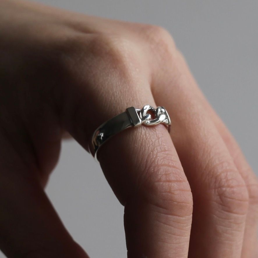 【残り一点】Point Curb Ring