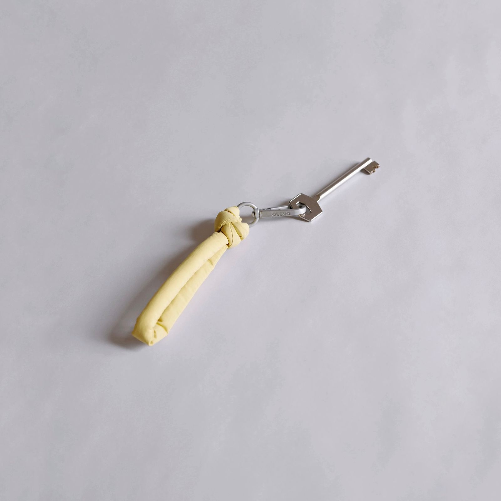 OLEND - 【残り一点】Puffy Key Chain | ACRMTSM ONLINE STORE