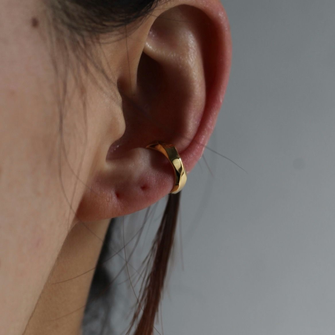 【残り一点】Crockery Ring Ear Cuff(GOLD)