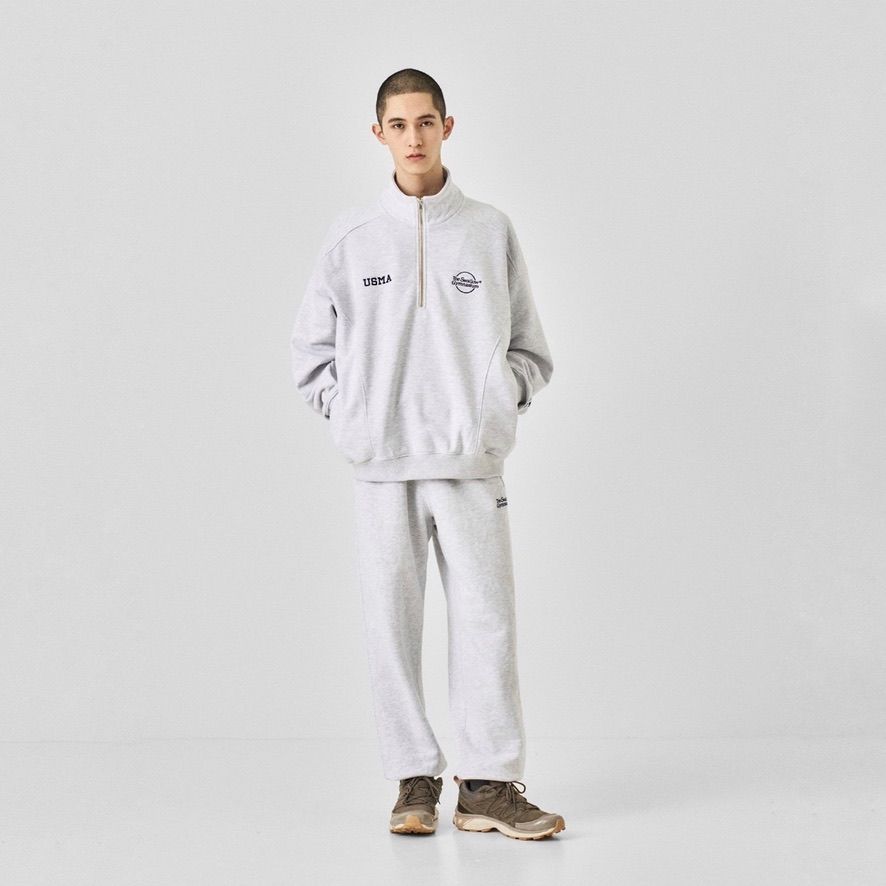 【残り一点】Gymnasium Quarter Zip Sweat