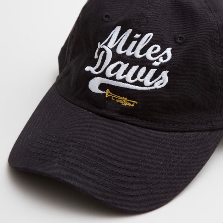 【再販売通知受付可能】Miles Davis Trumpet Hat