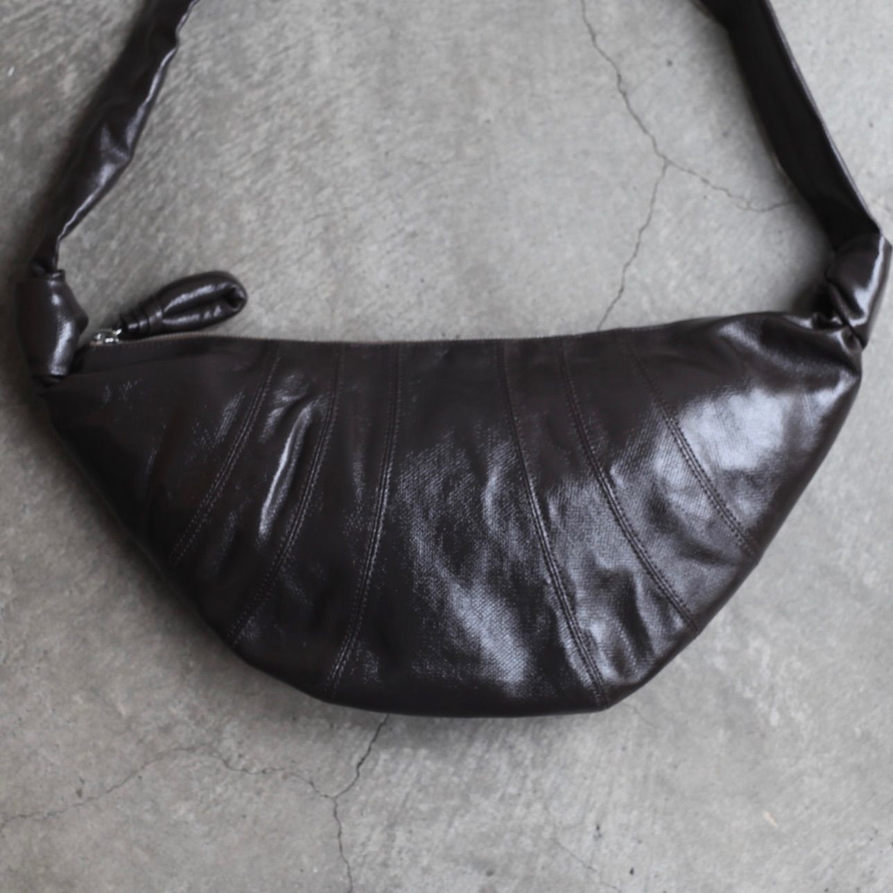 ◆LEMAIRE◆ ミディアム Croissant バッグ コットン Medium Croissant Bag — Light Sage – La Garçonne
