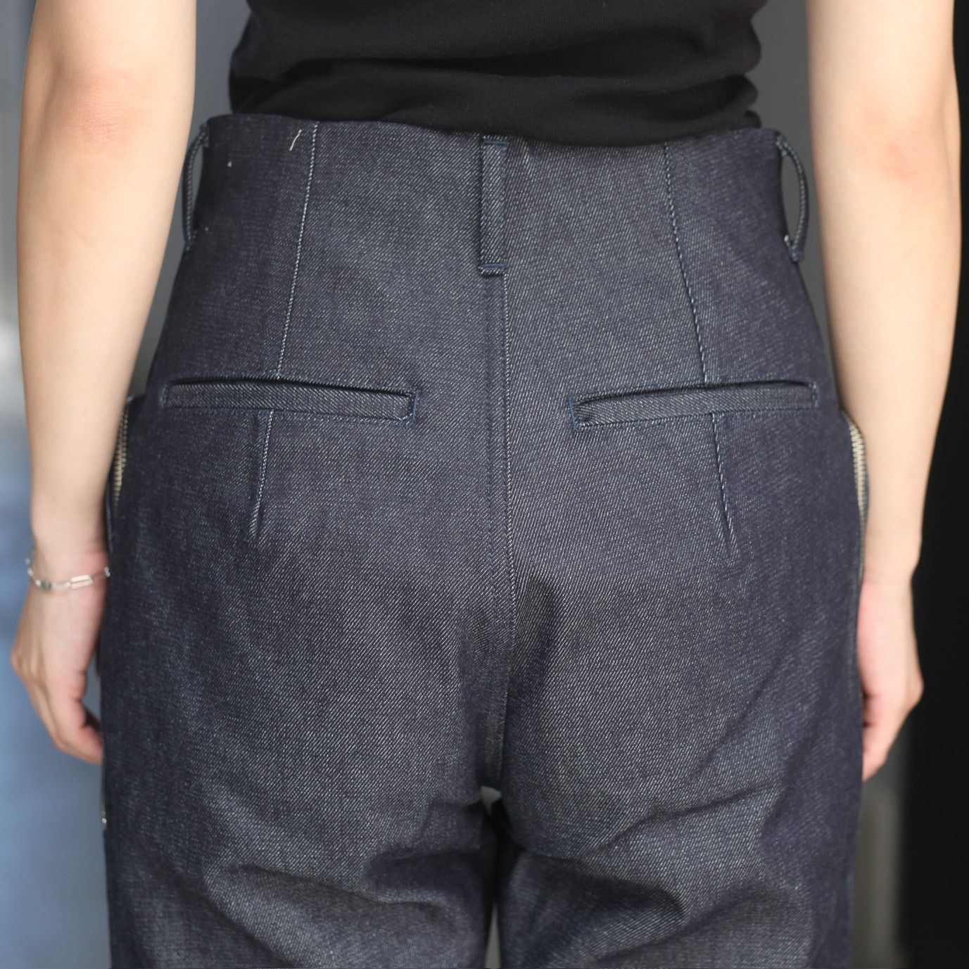 【残り一点】Square Zip Denim