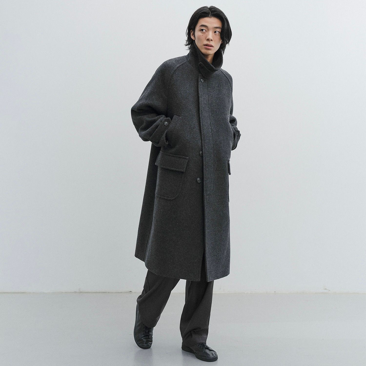 【残りわずか】Voyager Balmacaan Coat