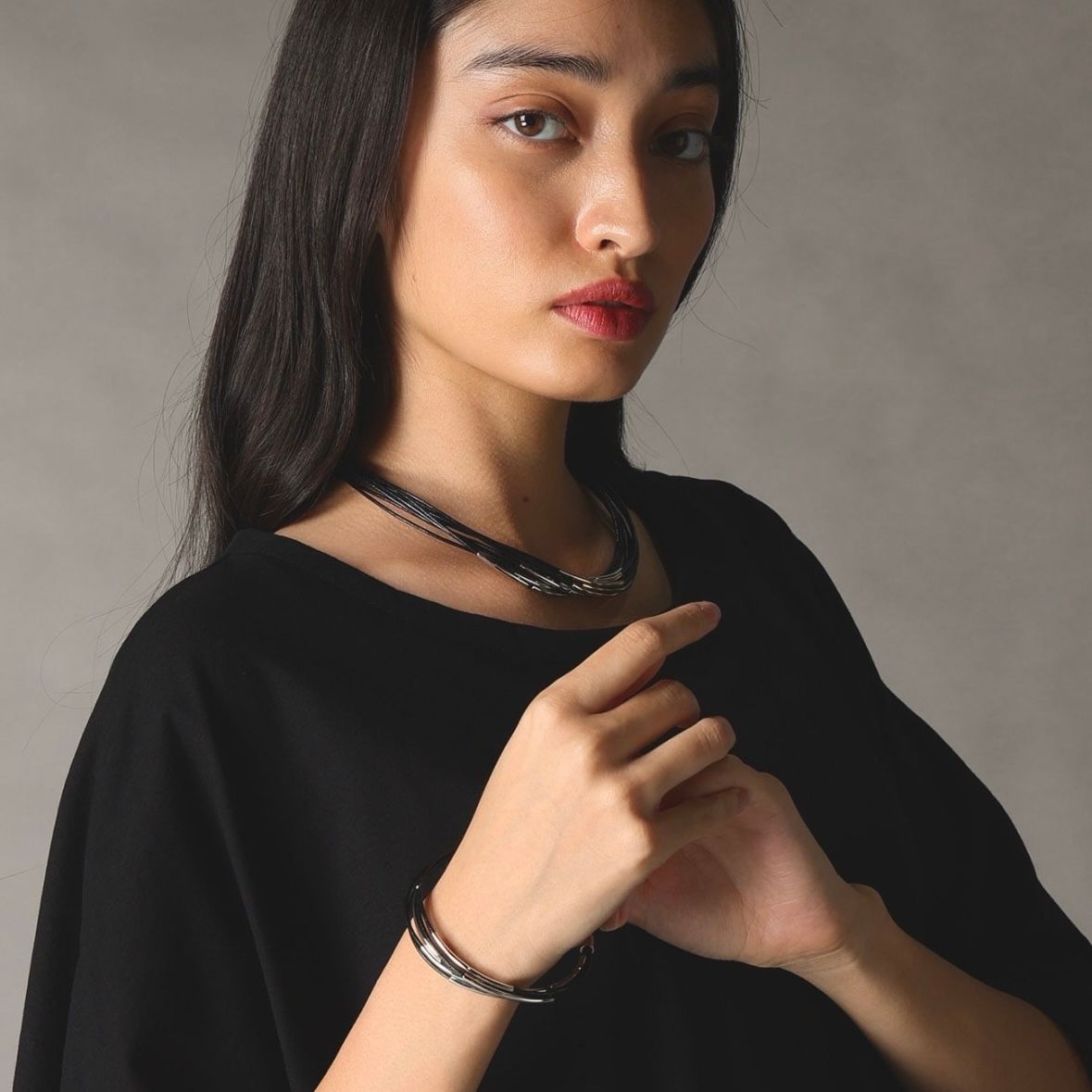 【残り一点】チューブブレスレット(GOLD)