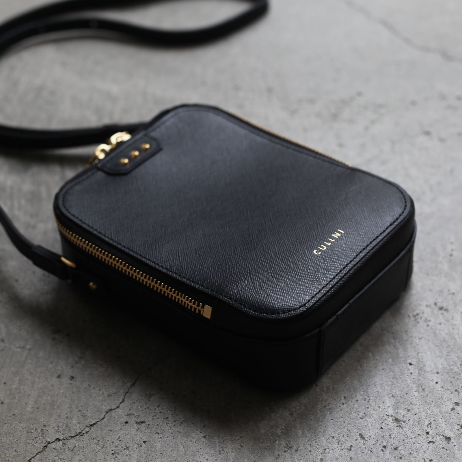 CULLNI - 【残り一点】Leather Mini Shoulder Bag | ACRMTSM ONLINE STORE