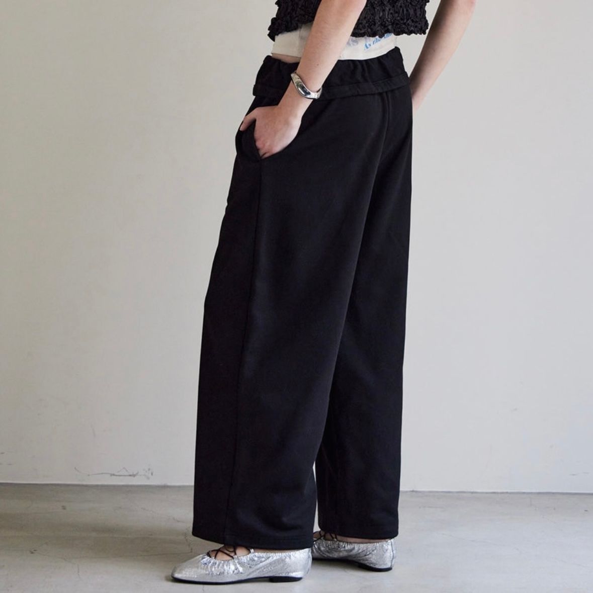 【残り一点】Button Slit Turn-Back Sweat Pants