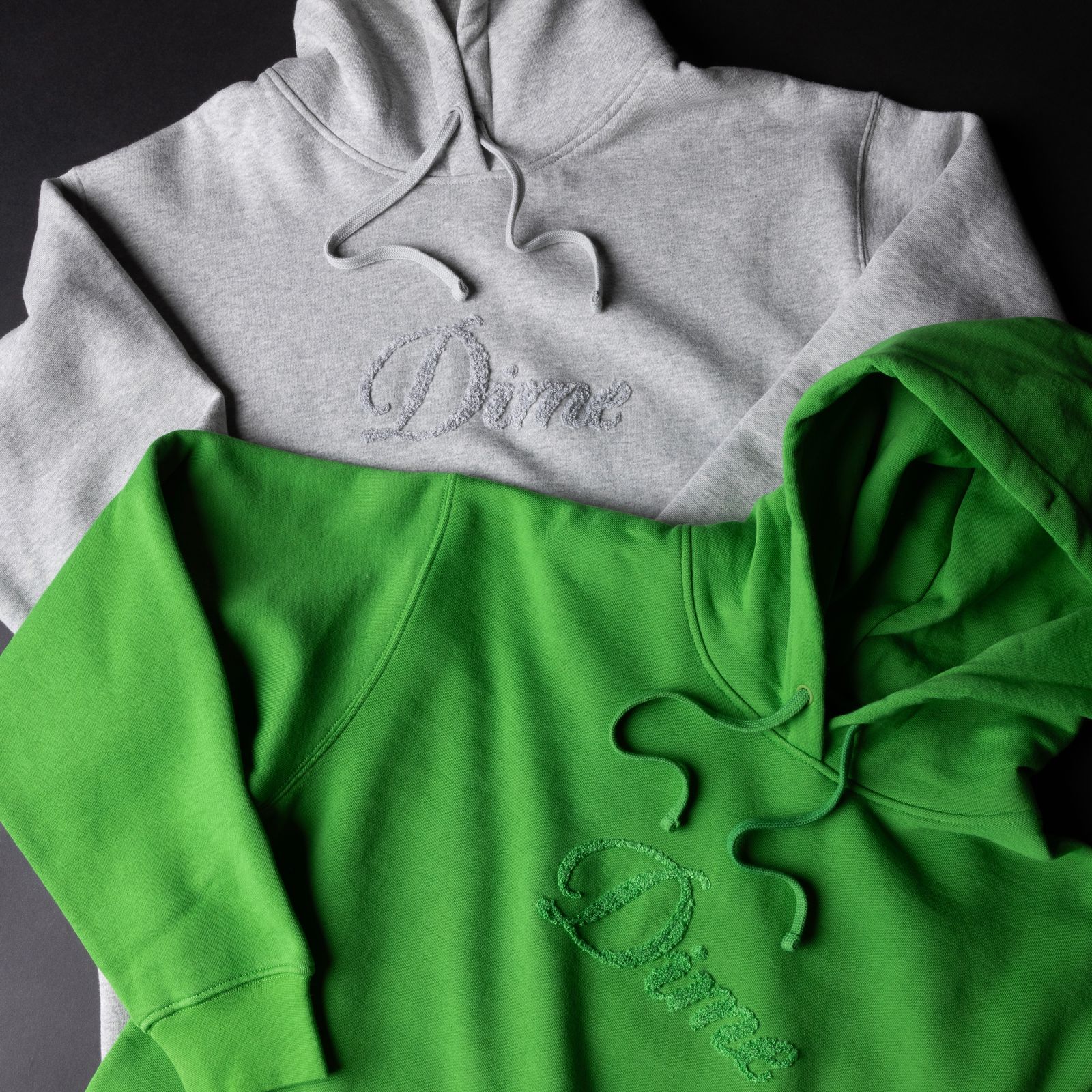 【残り一点】Cursive Logo Hoodie