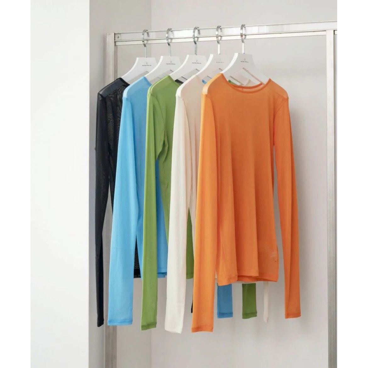 【残り一点】Premium Power Mesh Crew Top