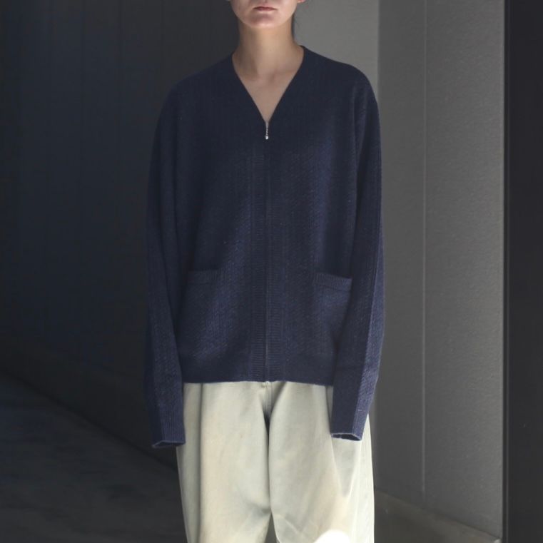 【残り一点】Nep V Zip-up Cardigan
