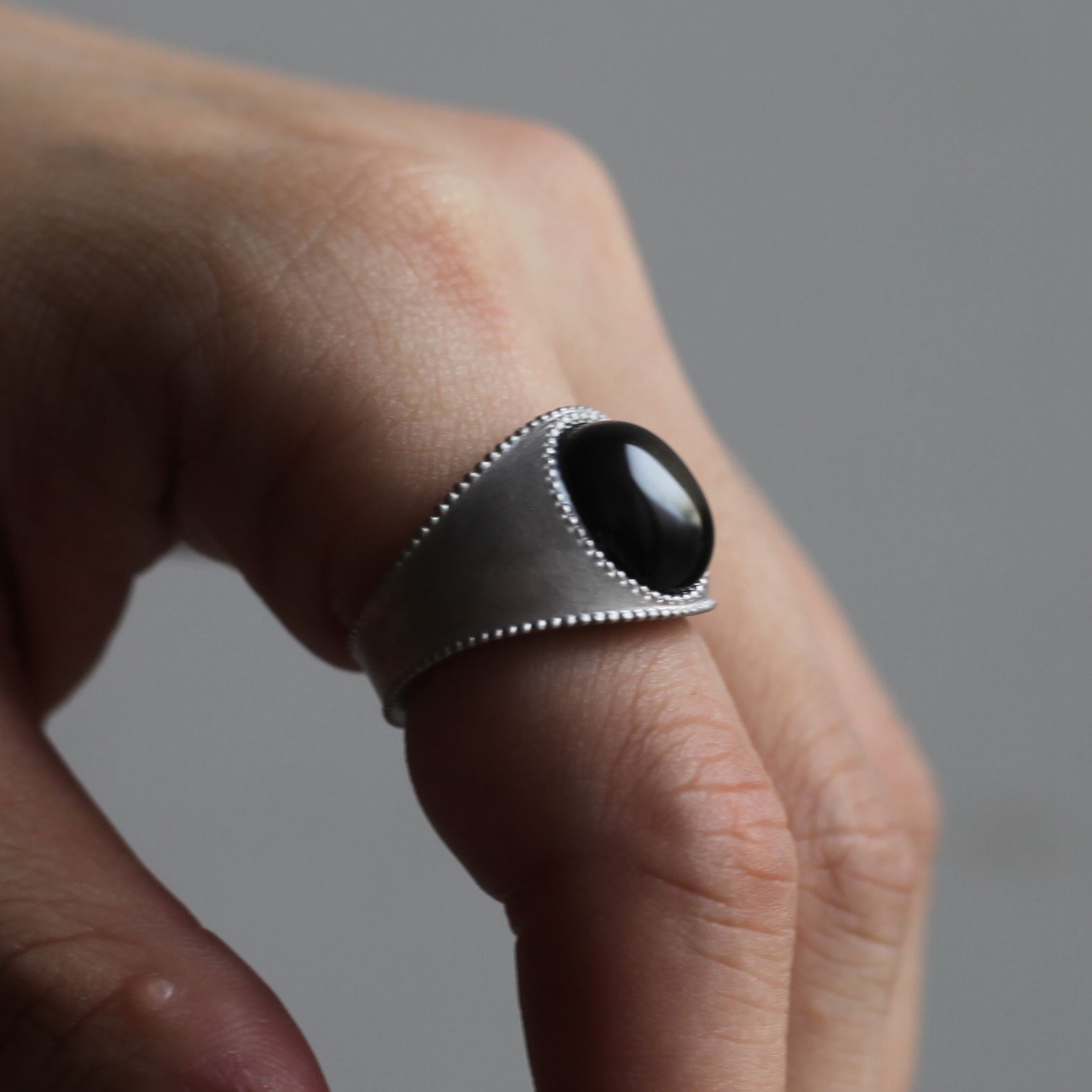 【お取り寄せ注文可能】Signet Ring(艶消し加工)