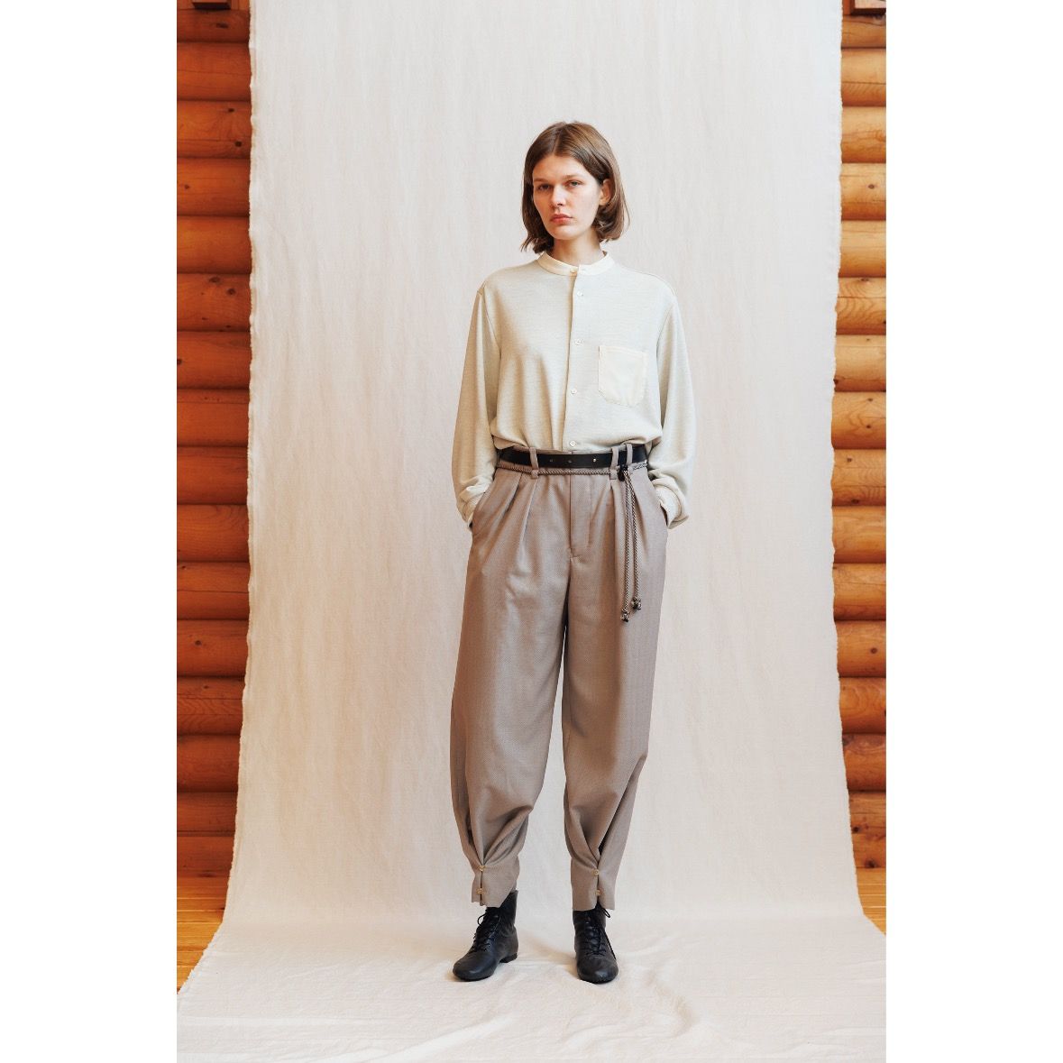 【残り一点】Squeeze Slacks