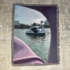 【残り一点】Swans Inside Blanket