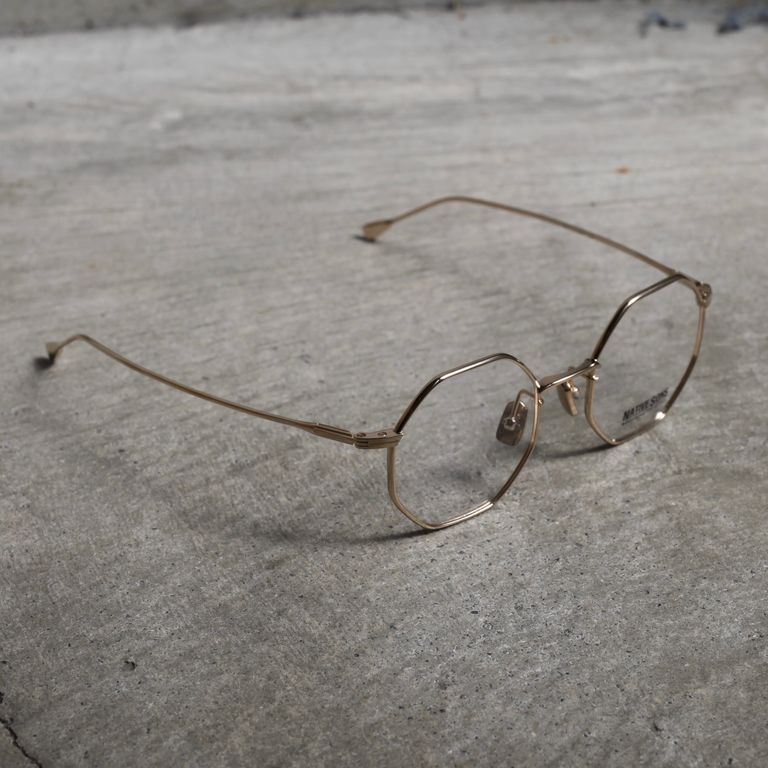 レンズ : DUMMY LENS