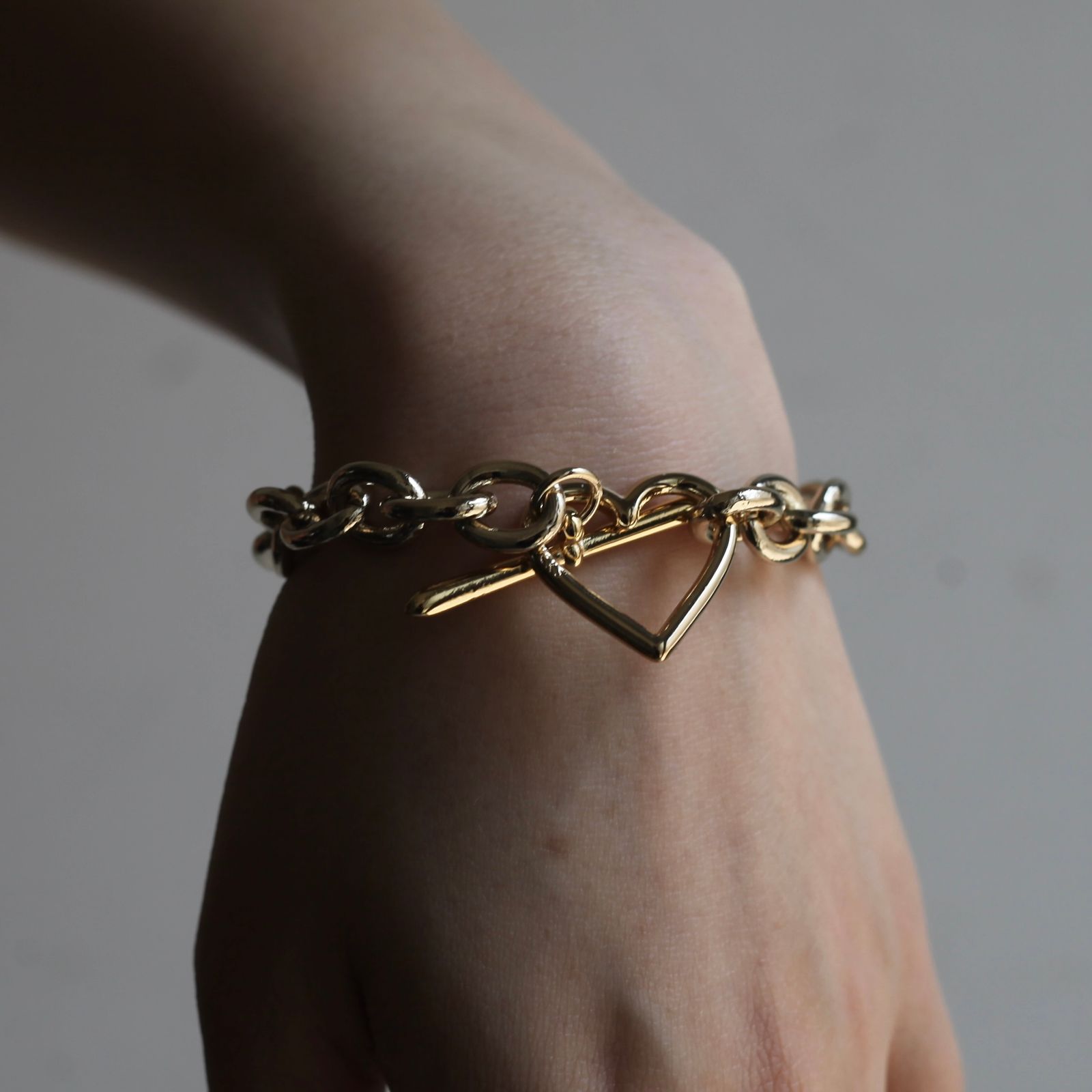 【残り一点】BB Logo Bracelet(GOLD)