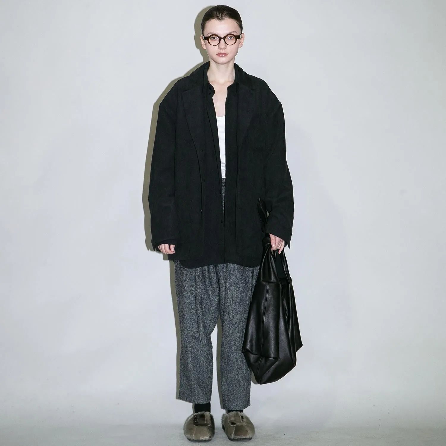 【再販売通知受付可能】ラムスキンショルダーバッグ