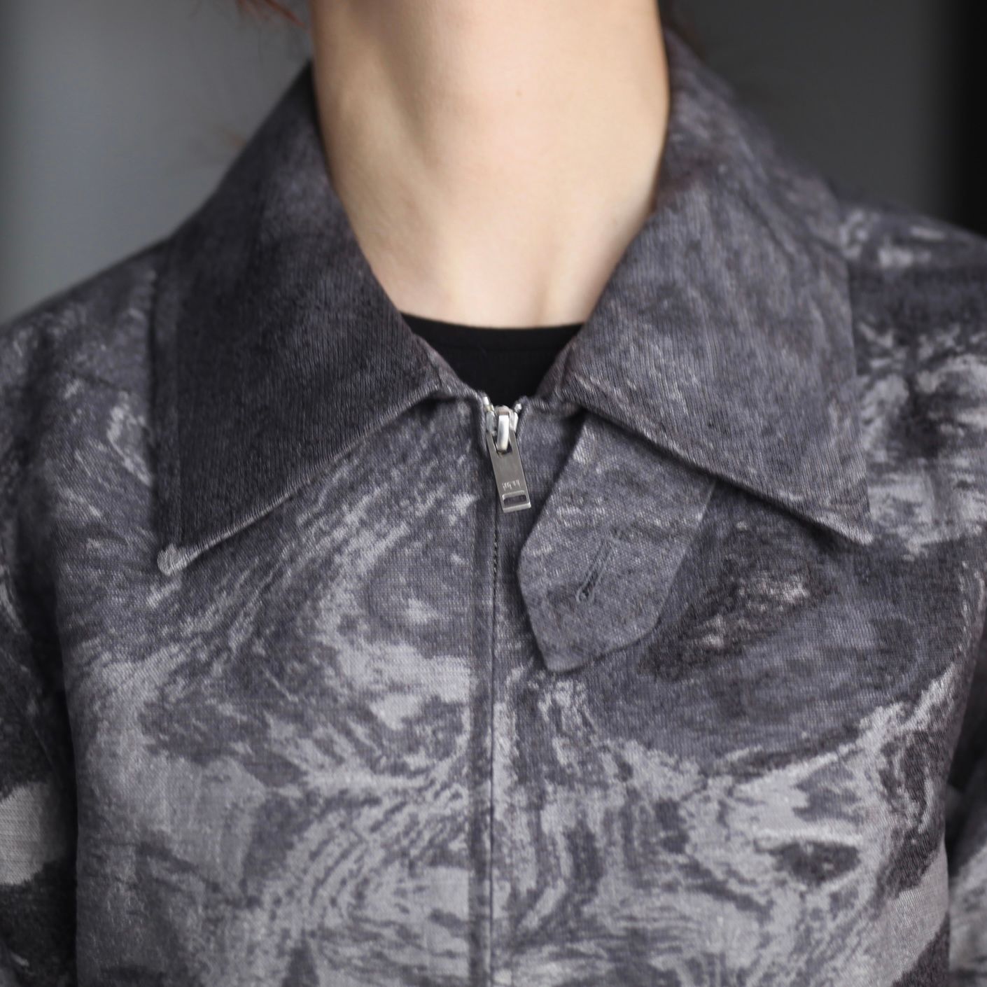 YOKE - 【残り一点】Photo Jacquard Zip Blouson | ACRMTSM
