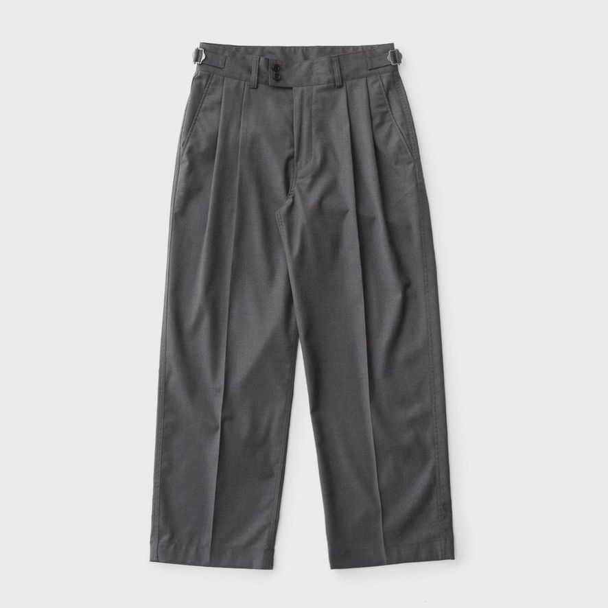 【再販売通知受付可能】Santiago Slacks