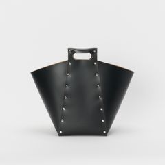 【次回入荷9月下旬予定】Assemble Pyramid Bag_L(BLACK)