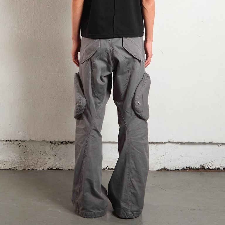 NVRFRGT - 【残りわずか】3D Twisted Cargo Pants | ACRMTSM ONLINE STORE