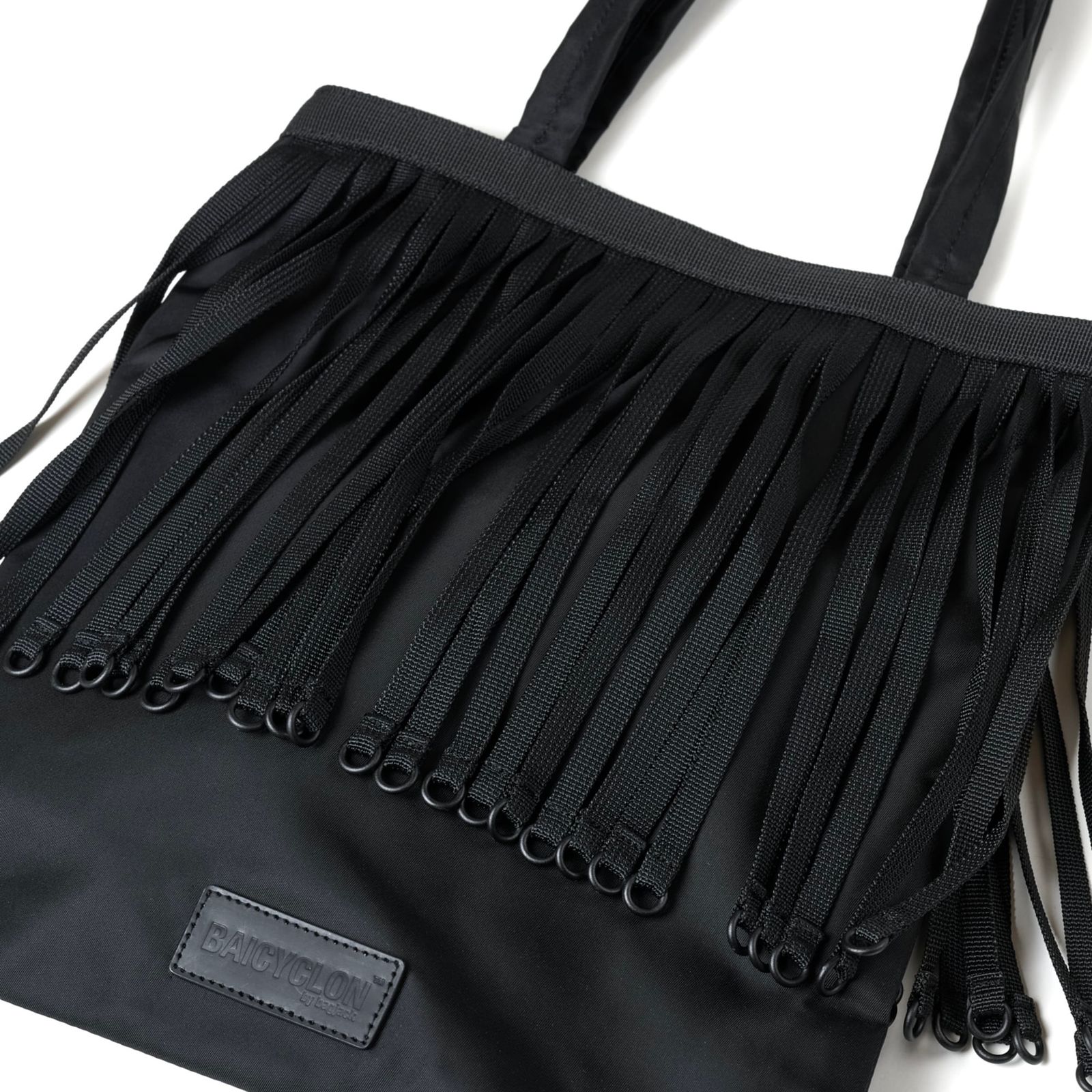 【再販売通知受付可能】Tape Fringe Bag